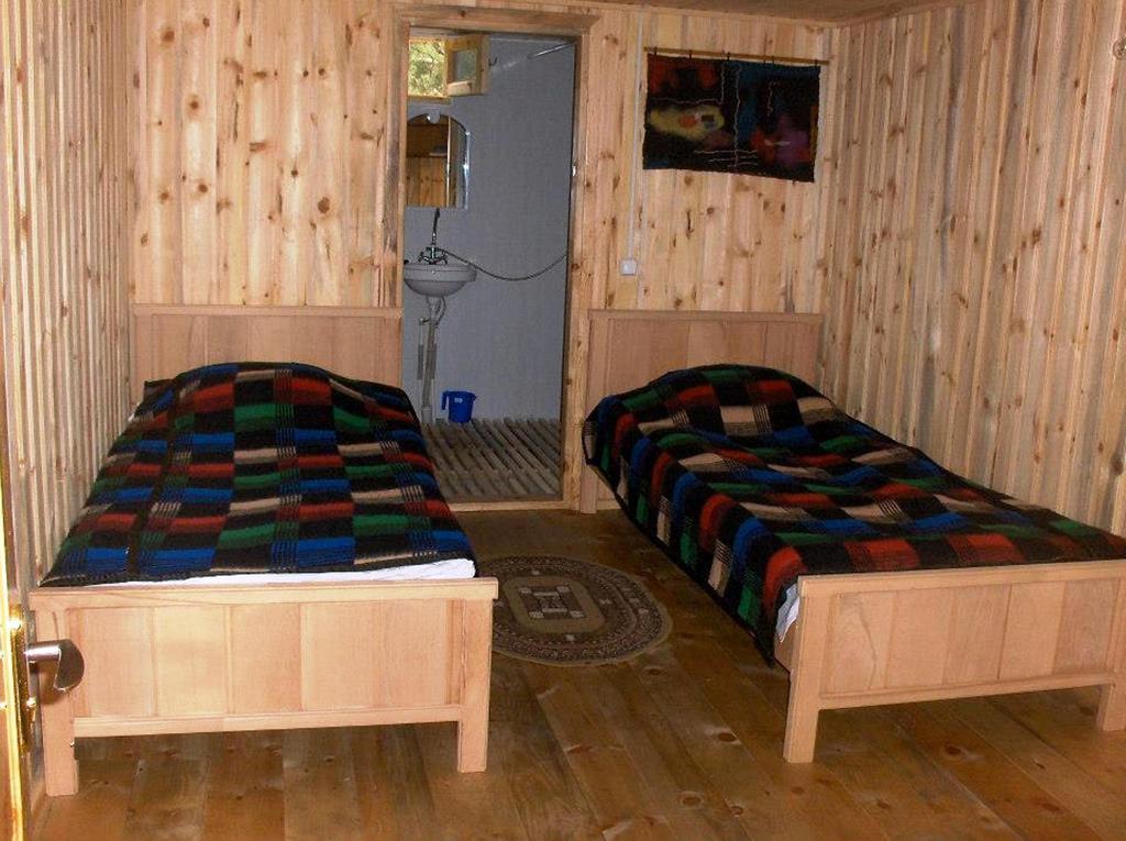 Guest House Mirgvela Omalo الغرفة الصورة